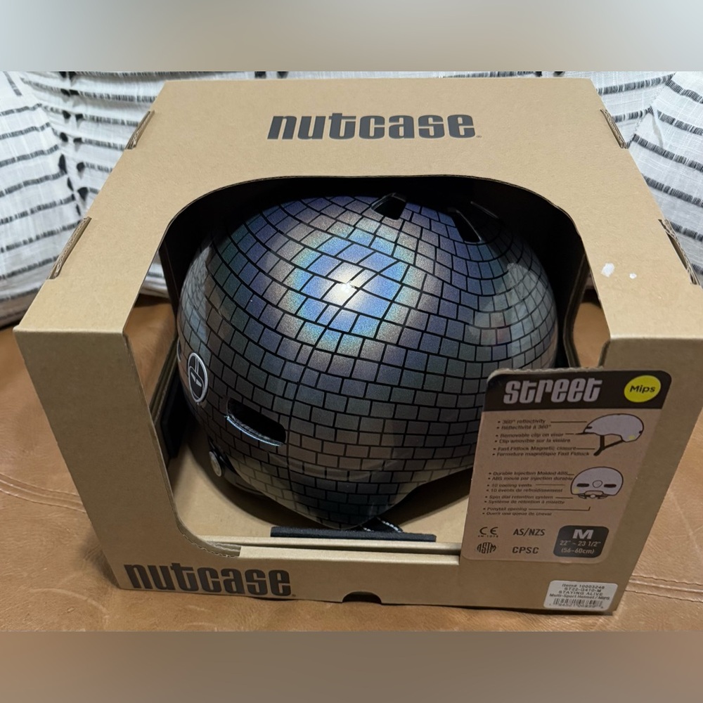 Nutcase MIPS Street bicycle sports helmet gunmetal Staying Alive adults medium